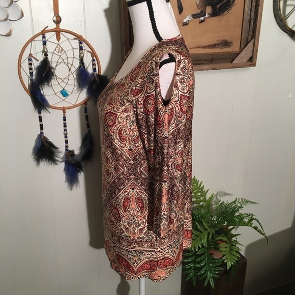 NWT Roz&Ali v neck open shoulder blouse - Picture 2 of 7